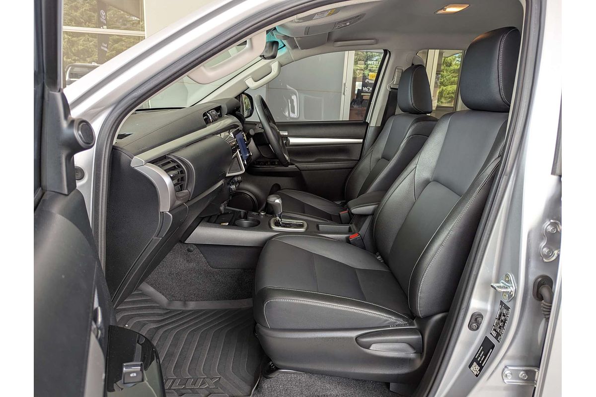2024 Toyota Hilux SR5 48V GUN126R 4X4