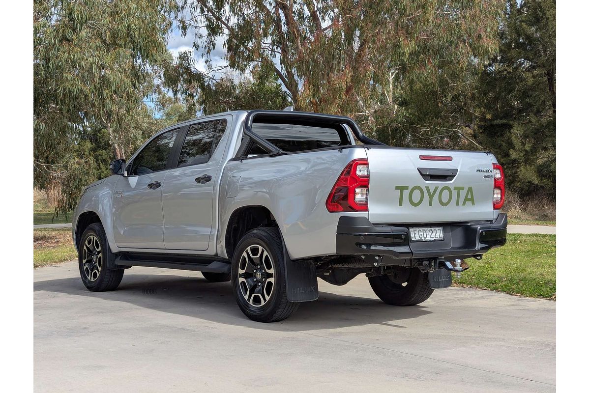 2024 Toyota Hilux SR5 48V GUN126R 4X4