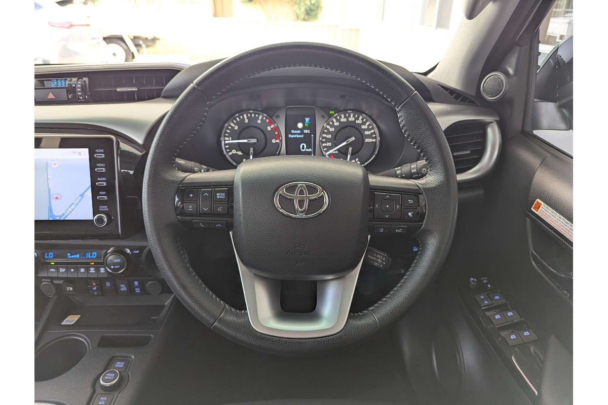 2024 Toyota Hilux SR5 48V GUN126R 4X4