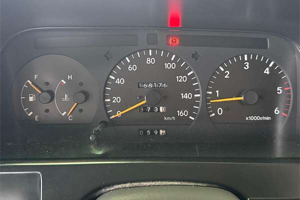 2001 Toyota Hiace Commuter LH184R