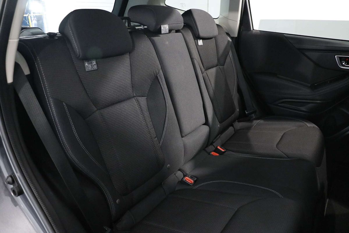2022 Subaru Forester 2.5i-L S5