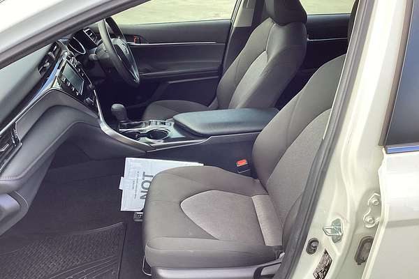 2021 Toyota Camry Ascent AXVH70R