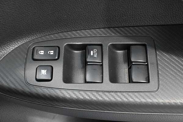 2017 Mitsubishi Eclipse Cross LS (2WD) YA