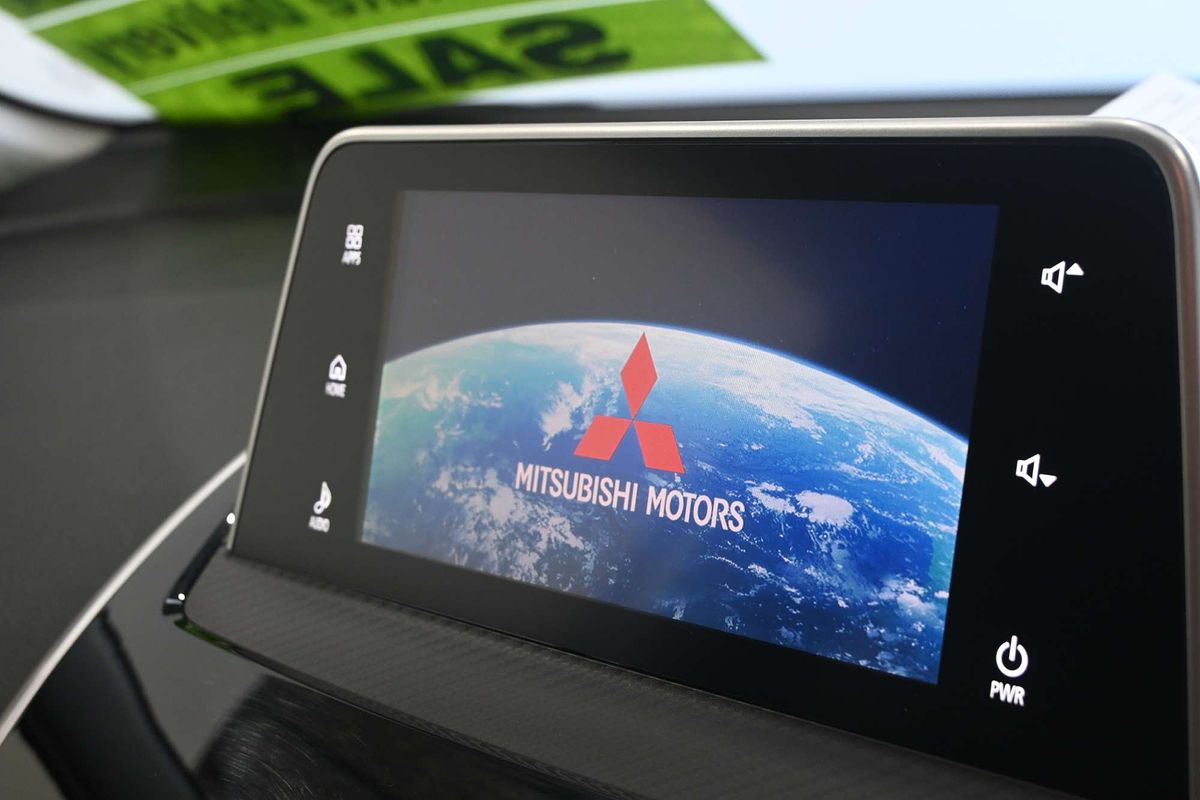 2017 Mitsubishi Eclipse Cross LS (2WD) YA