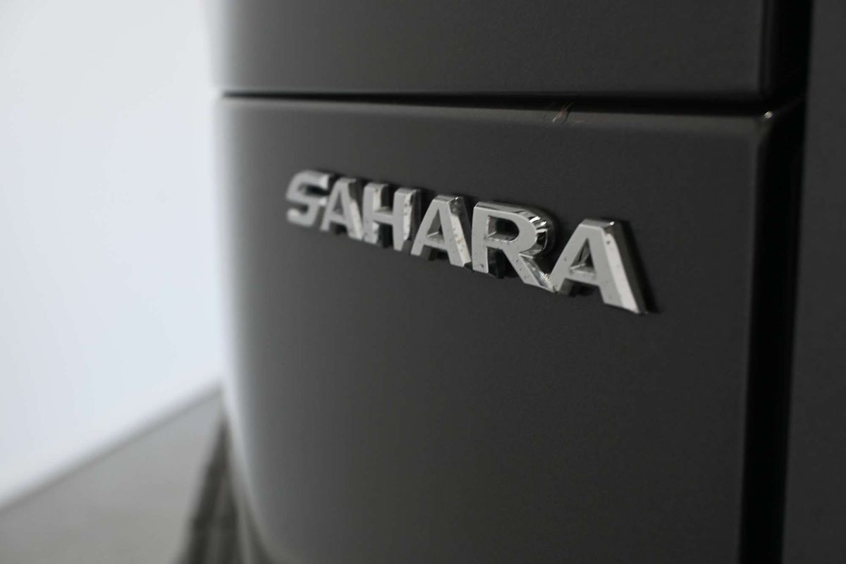 2023 Toyota Landcruiser Sahara FJA300R
