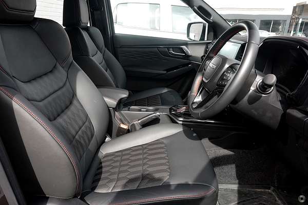 2025 Isuzu D-MAX X-TERRAIN 4X4
