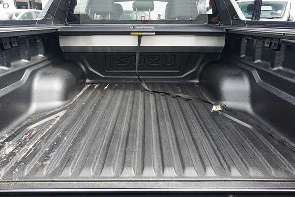 2025 Isuzu D-MAX X-TERRAIN 4X4