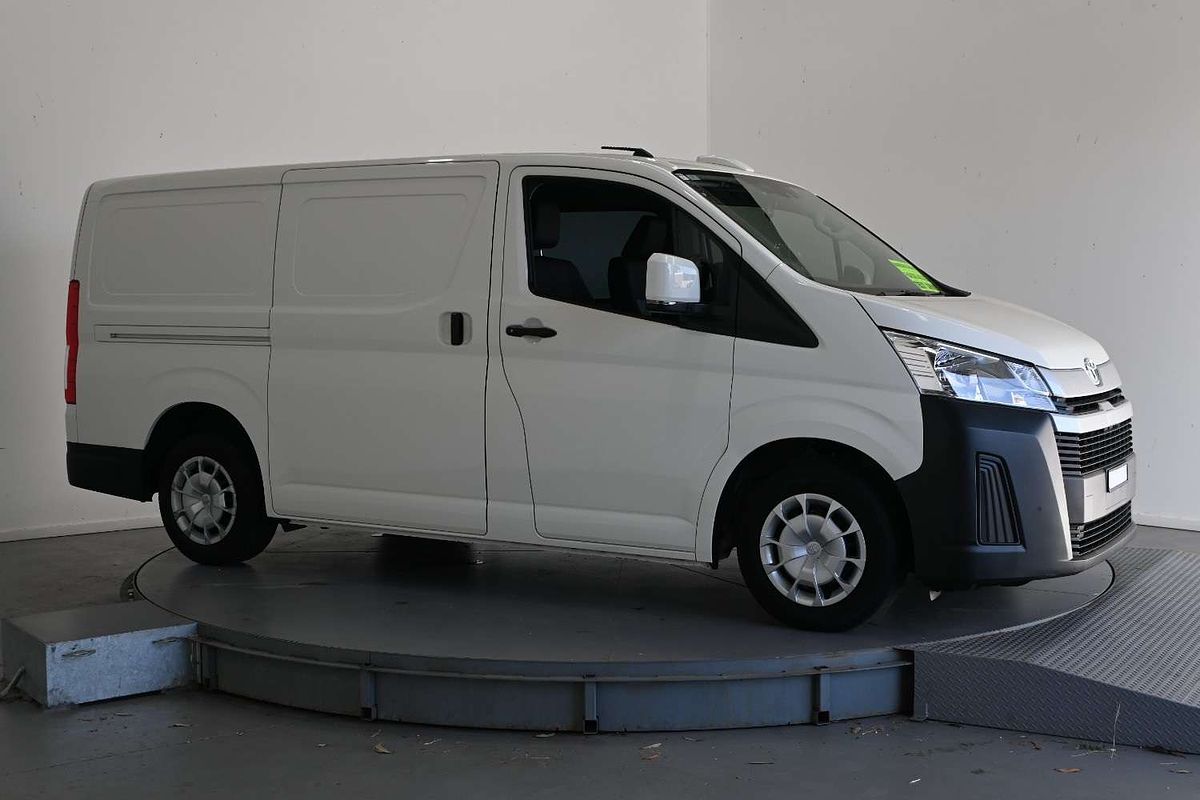 2022 Toyota Hiace GDH300R LWB