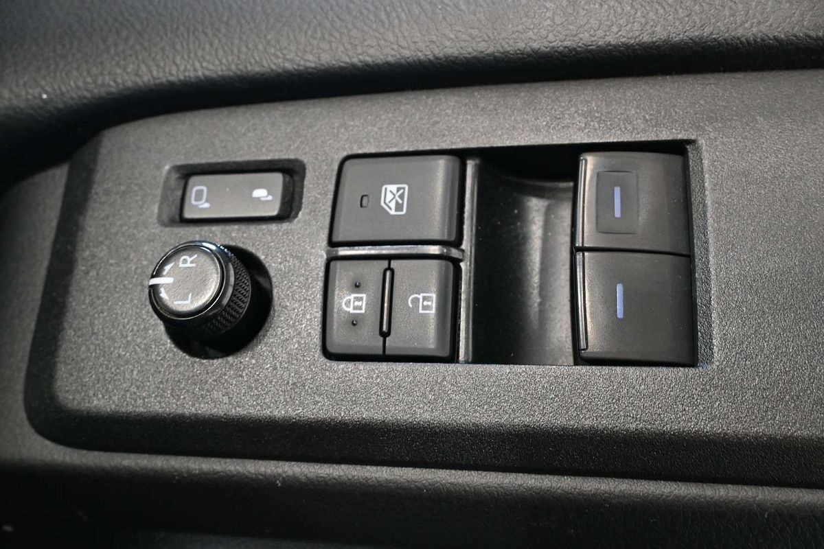 2022 Toyota Hiace GDH300R LWB