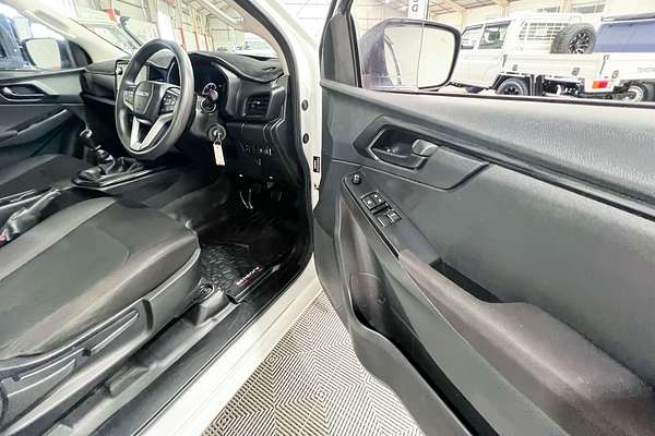 2021 Isuzu D-MAX SX High Ride Rear Wheel Drive