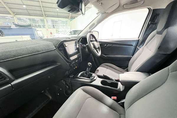 2021 Isuzu D-MAX SX High Ride Rear Wheel Drive