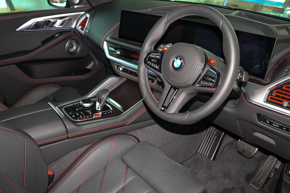 2024 BMW XM Label G09