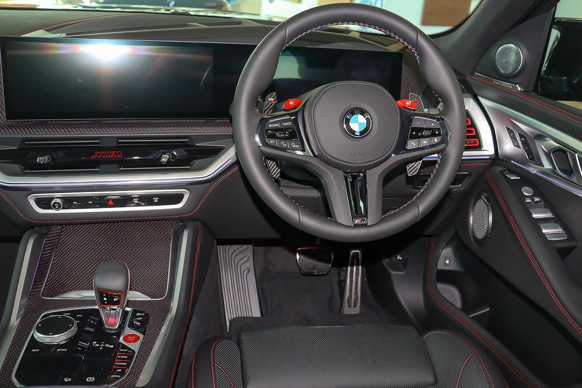2024 BMW XM Label G09
