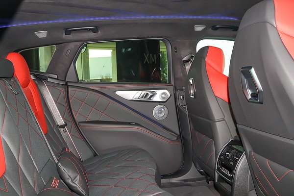 2024 BMW XM Label G09