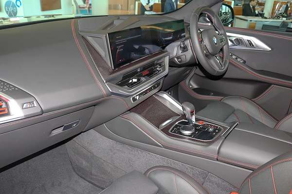2024 BMW XM Label G09