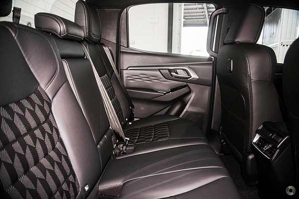 2025 Isuzu D-MAX LS-U+ 4X4