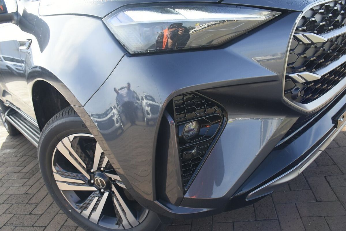 2025 Isuzu MU-X LS-T