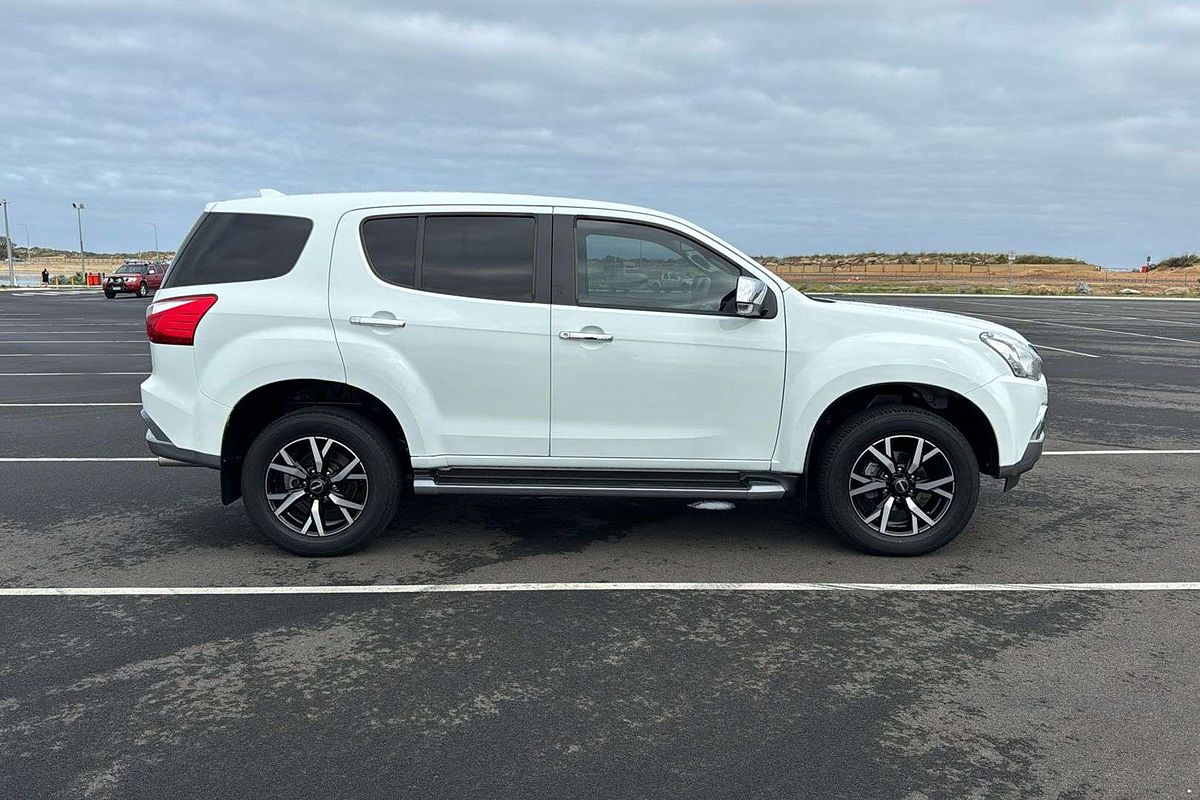 2020 Isuzu MU-X LS-U