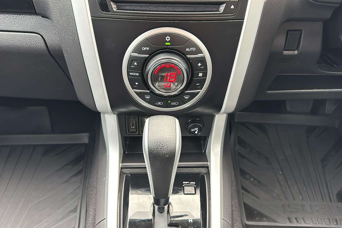 2020 Isuzu MU-X LS-U