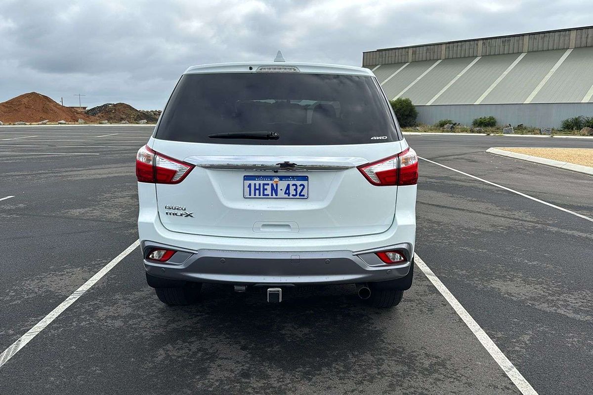 2020 Isuzu MU-X LS-U