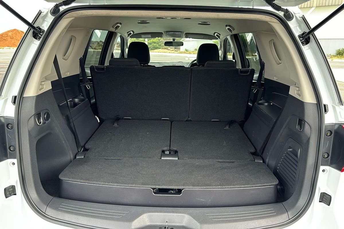 2020 Isuzu MU-X LS-U