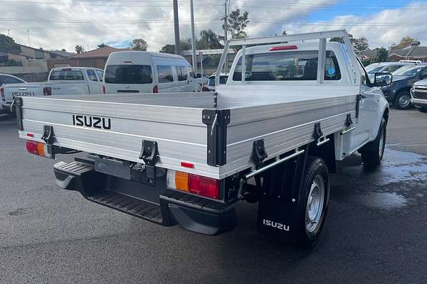 2025 Isuzu D-MAX SX High Ride Rear Wheel Drive