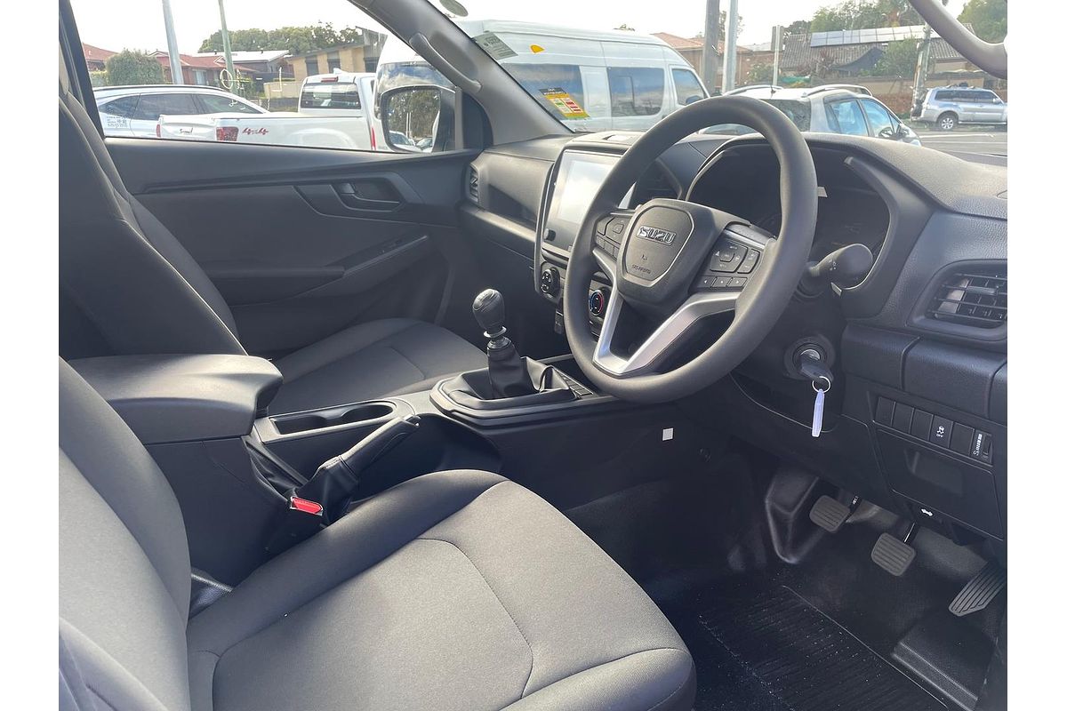 2025 Isuzu D-MAX SX High Ride Rear Wheel Drive