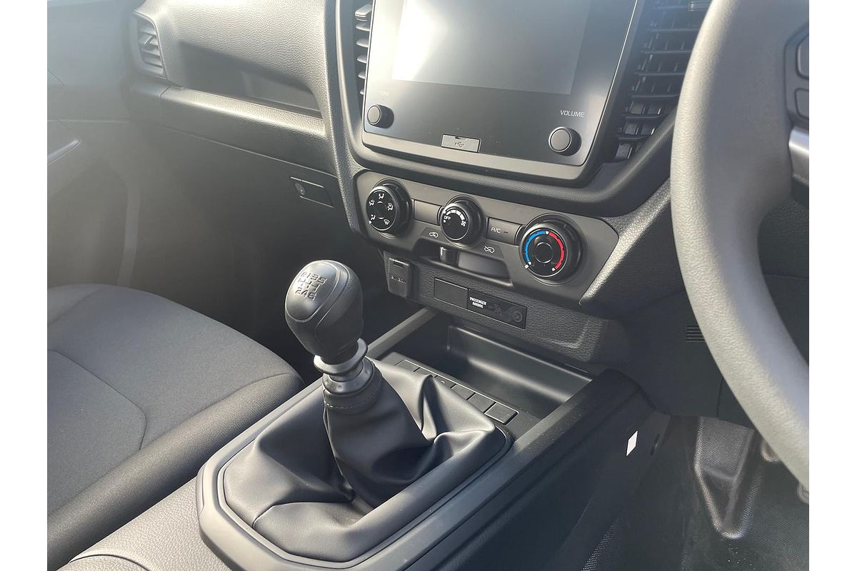 2025 Isuzu D-MAX SX High Ride Rear Wheel Drive