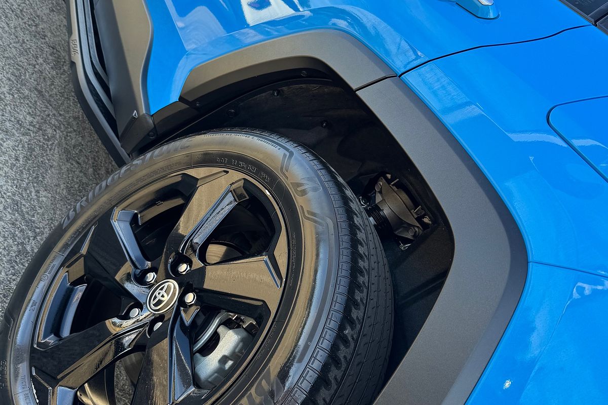 2020 Toyota RAV4 Cruiser AXAH54R