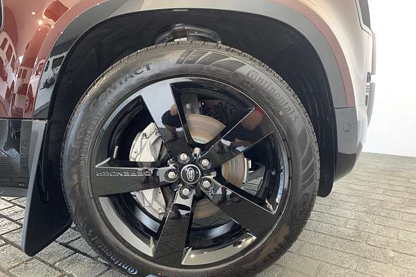 2024 Land Rover Defender 110 D350 Sedona Edition L663