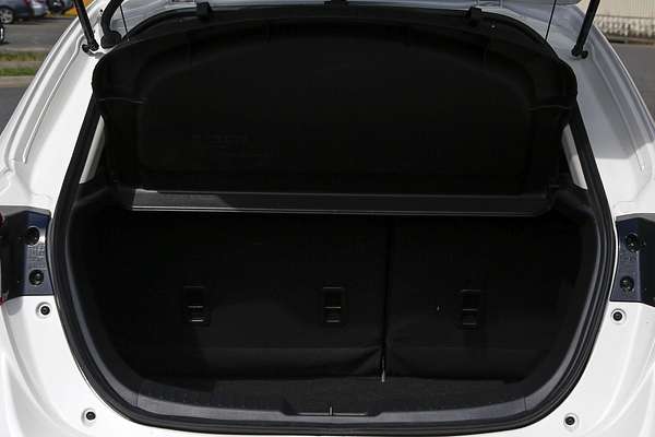 2025 Mazda 2 G15 Evolve DJ Series