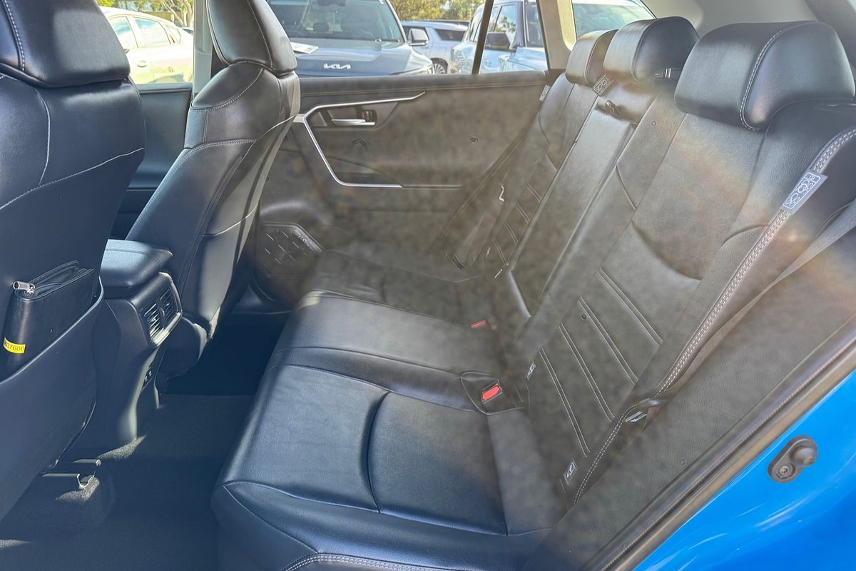 2020 Toyota RAV4 Cruiser AXAH54R