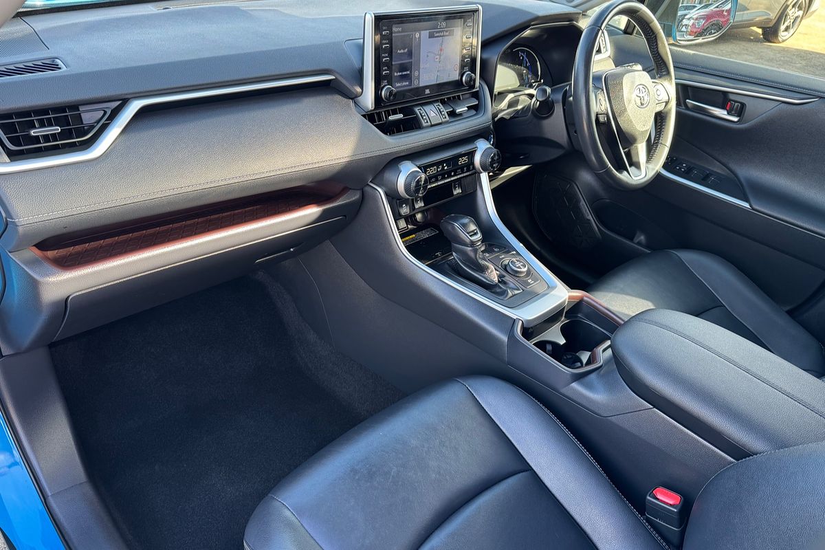 2020 Toyota RAV4 Cruiser AXAH54R