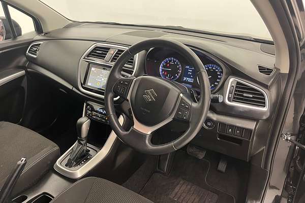 2020 Suzuki S-Cross Turbo JY