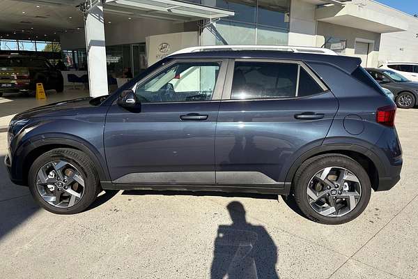 2024 Hyundai Venue Elite QX.V5