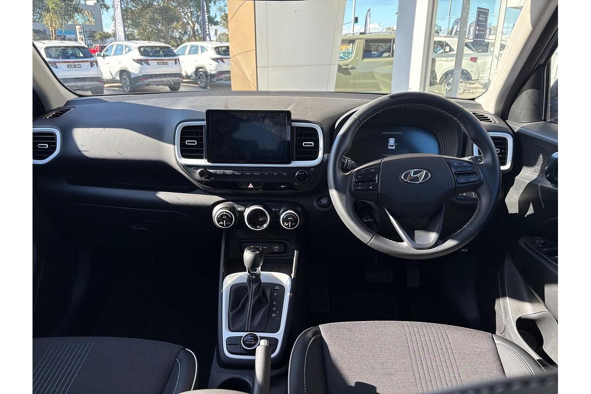 2024 Hyundai Venue Elite QX.V5