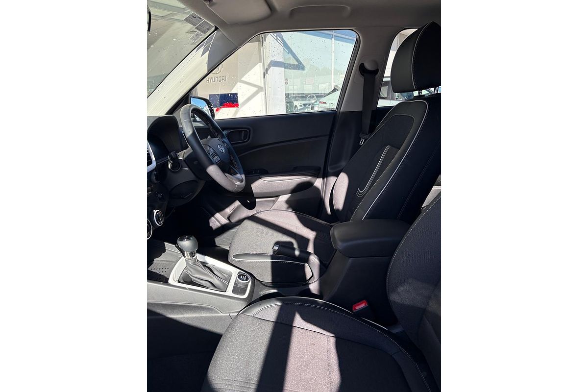 2024 Hyundai Venue Elite QX.V5