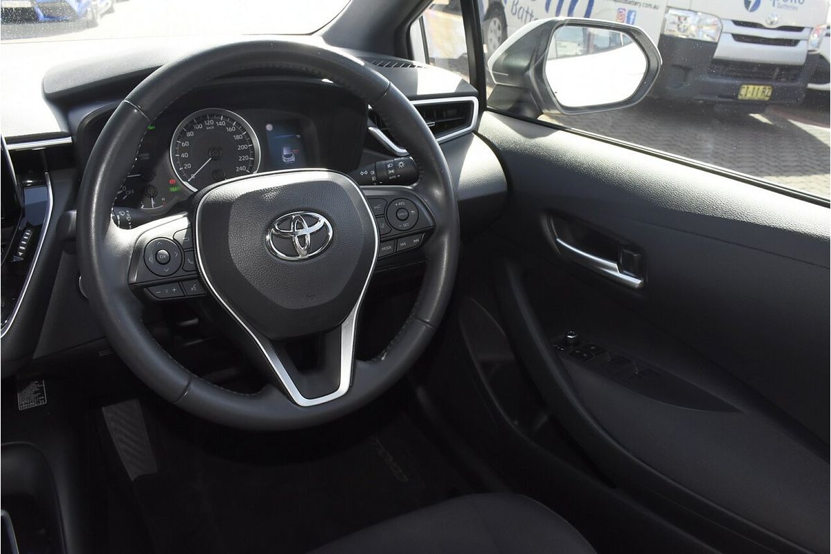 2020 Toyota Corolla SX Hybrid ZWE211R