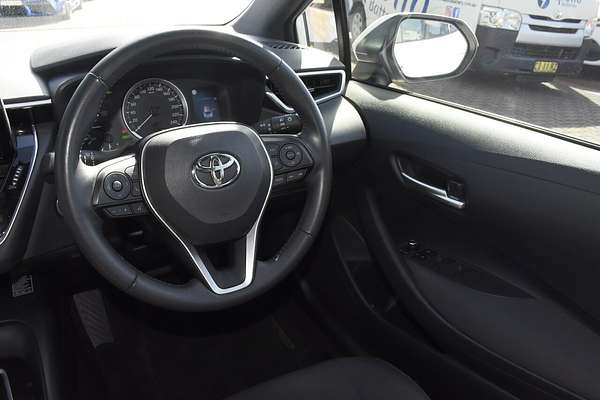 2020 Toyota Corolla SX Hybrid ZWE211R
