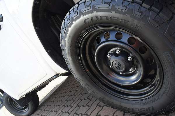 2021 Toyota Hilux Workmate GUN125R 4X4