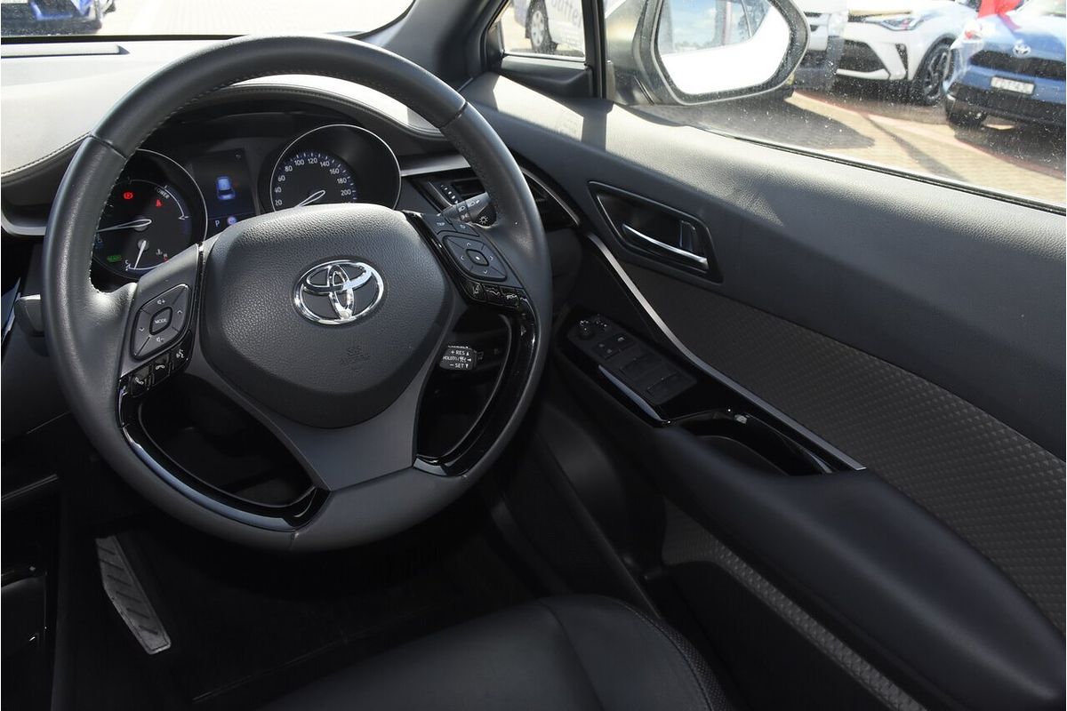 2022 Toyota C-HR Koba ZYX10R