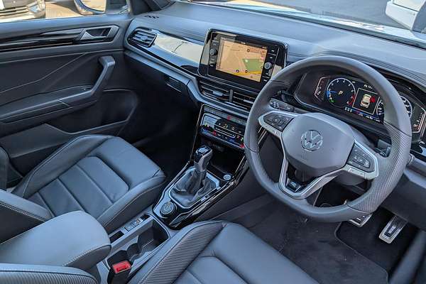 2025 Volkswagen T-Roc 140TSI R-Line D11