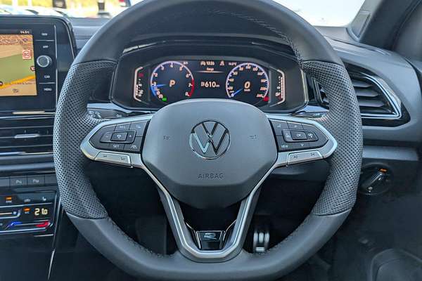 2025 Volkswagen T-Roc 140TSI R-Line D11