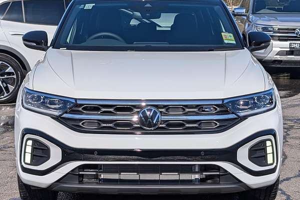 2025 Volkswagen T-Roc 140TSI R-Line D11