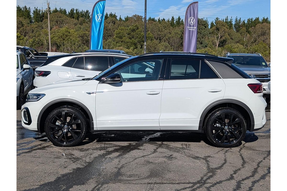 2025 Volkswagen T-Roc 140TSI R-Line D11