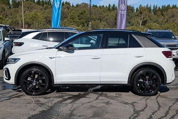 2025 Volkswagen T-Roc 140TSI R-Line D11