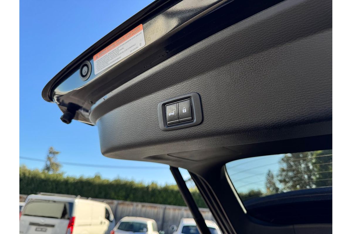 2023 Mitsubishi Outlander Exceed ZM