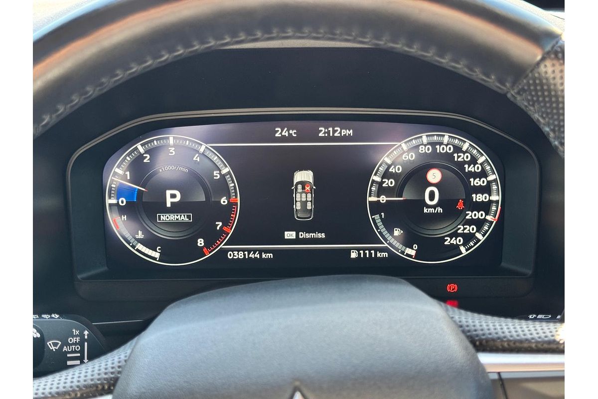 2023 Mitsubishi Outlander Exceed ZM