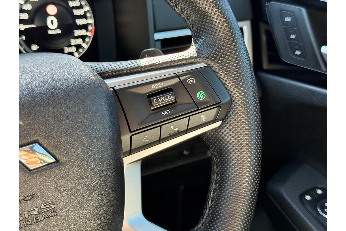 2023 Mitsubishi Outlander Exceed ZM