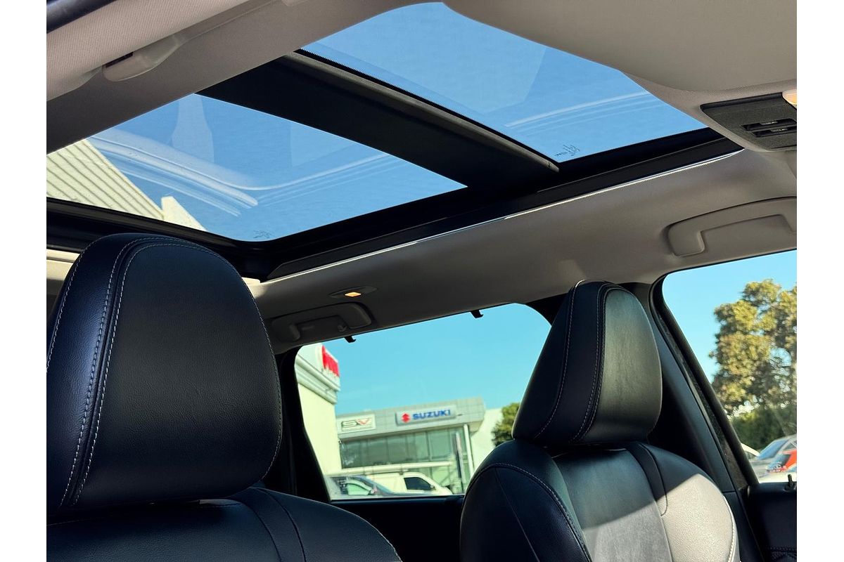 2023 Mitsubishi Outlander Exceed ZM